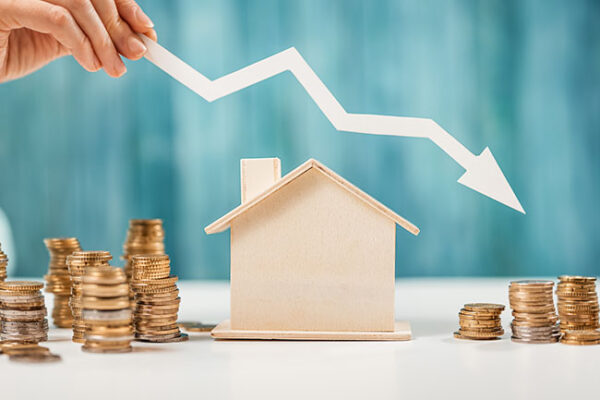 Voorspelling 2023: huizenprijzen gaan dalen, maar hoeveel?